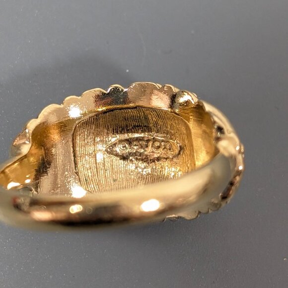 Vintage Avon Rhinestone Waves Dome Ring Hollywood Style Cocktail Size 8.5 - Picture 5 of 8